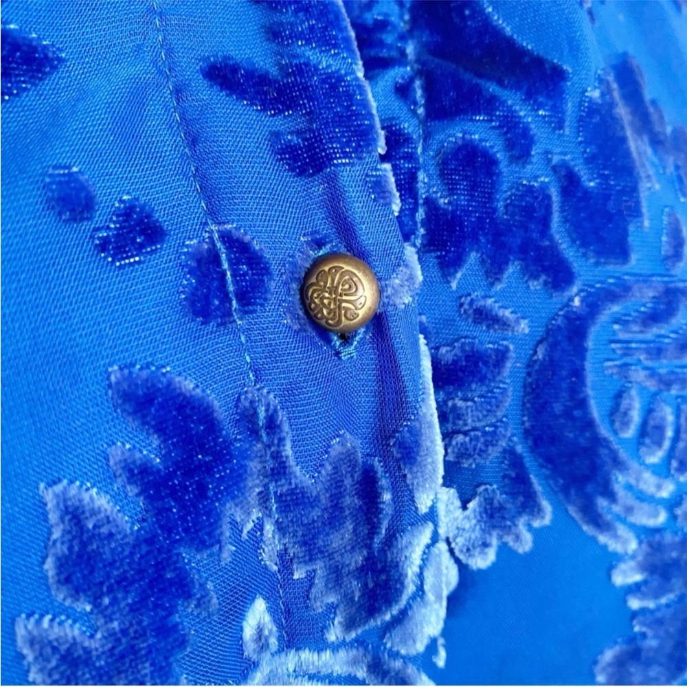 NWT Soft Surroundings Floreat Velvet Shirt Sapphire Blue Button Down Top Medium - Picture 5 of 16